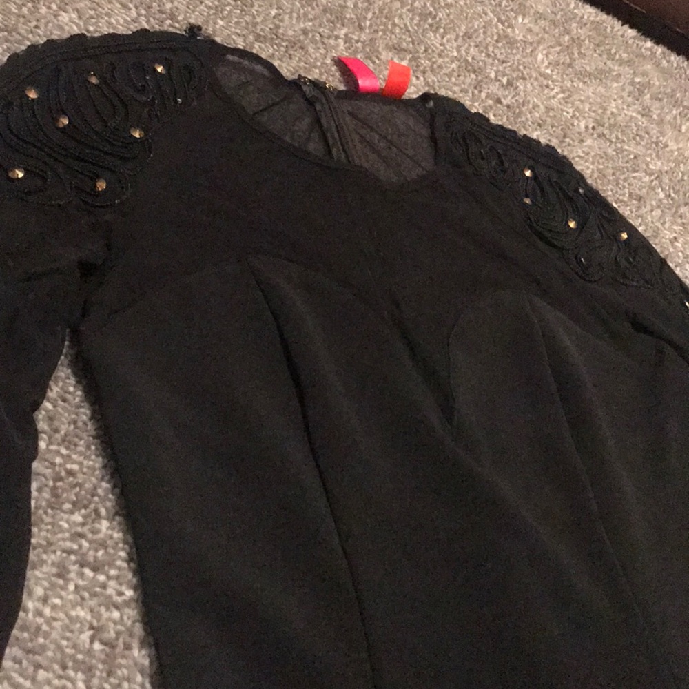 Dress - Picture 2 of 3